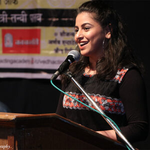 500_Manyavar_0007_IMG_0698